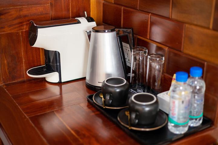 Breakfast/Coffee Service 43 of 88