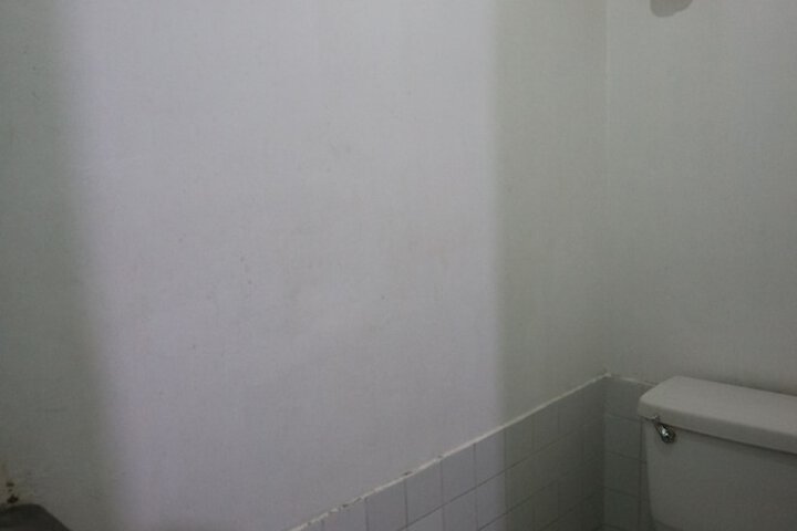 Room 44 of 102