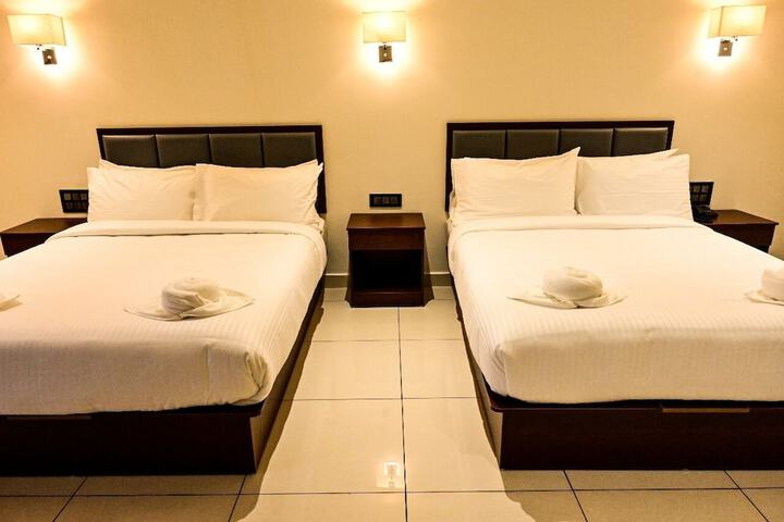 Room 38 of 61
