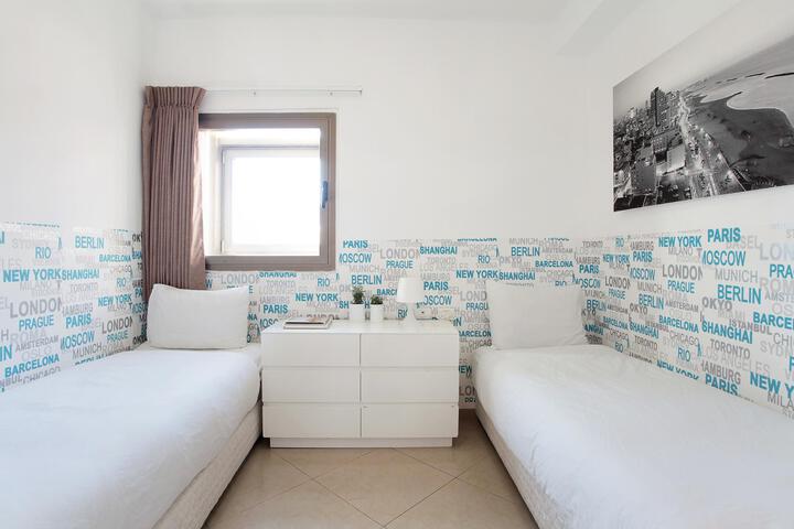 Room 29 of 58