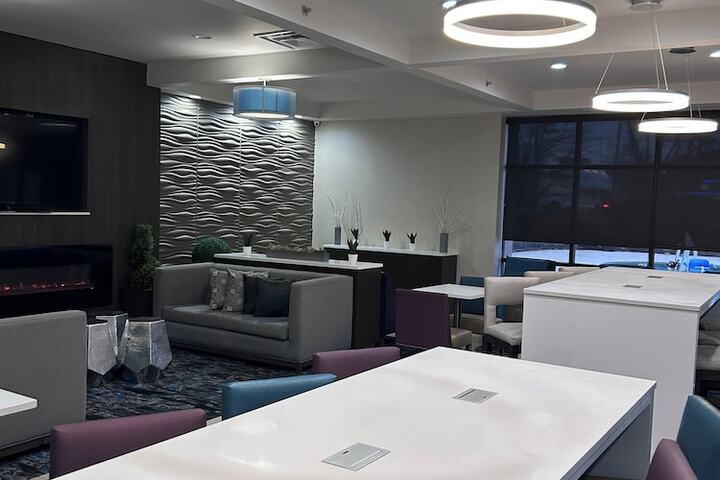 Guest Lobby