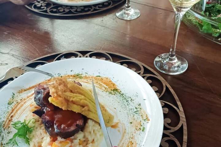 Dining 23 of 37