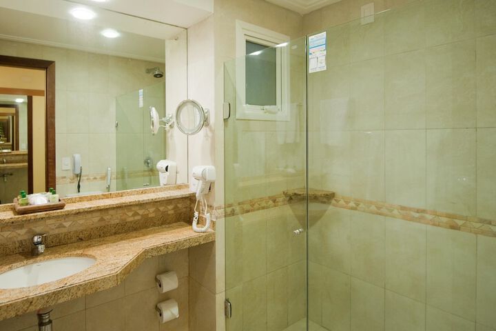Clean Restrooms
