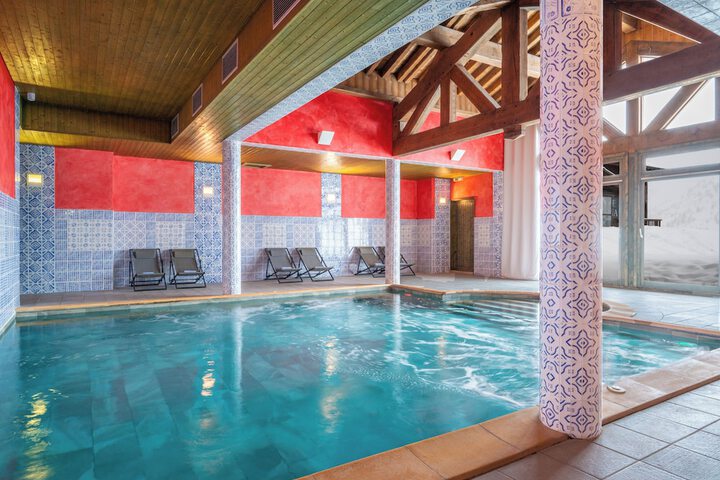 Pools & Facilities