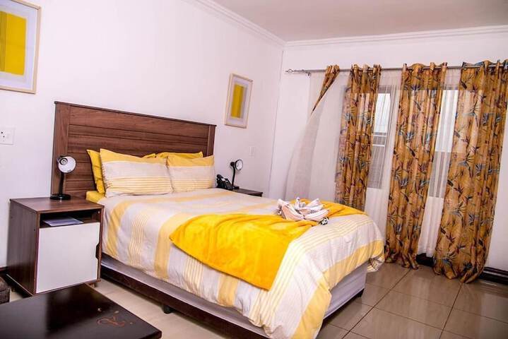 Room 2 of 15