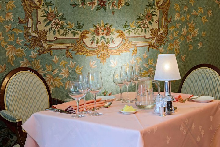Dining 47 of 67