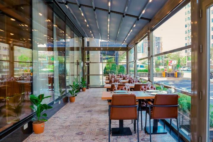 Adisson Hotel Baku