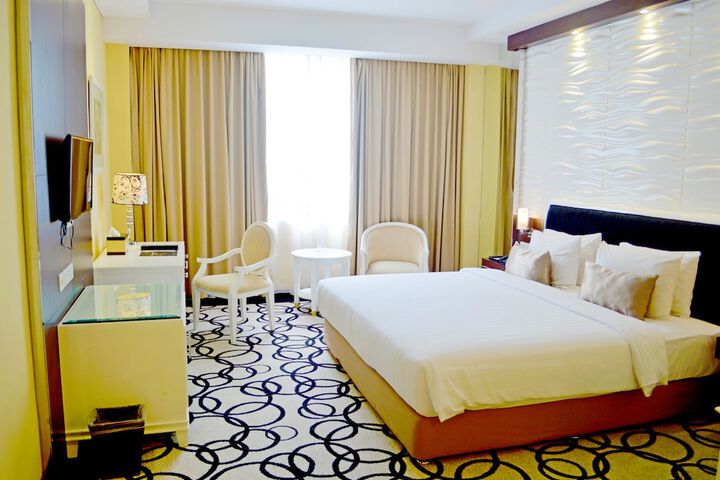 Room 10 of 46