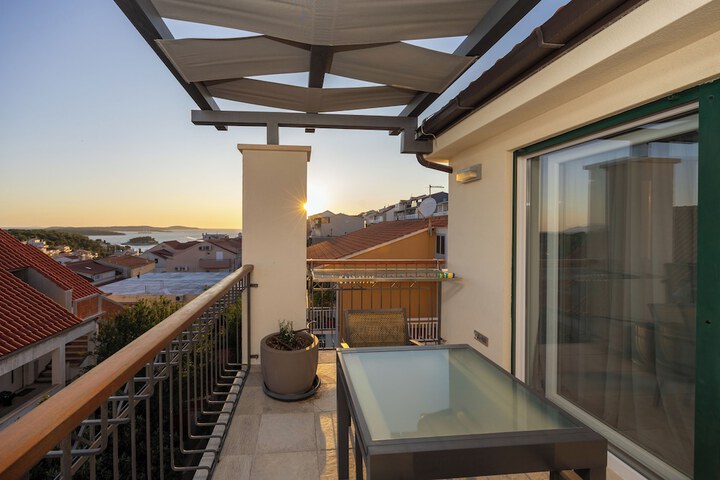 Terrace/Patio 70 of 169