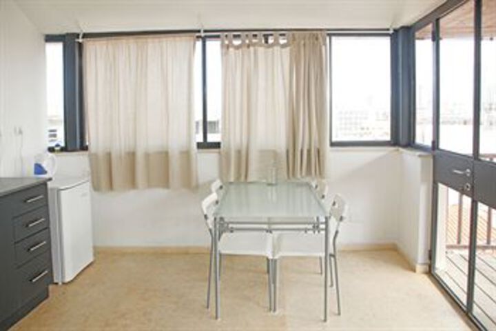 Room 49 of 133
