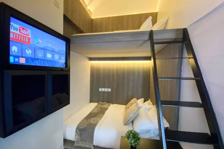 Room 49 of 180