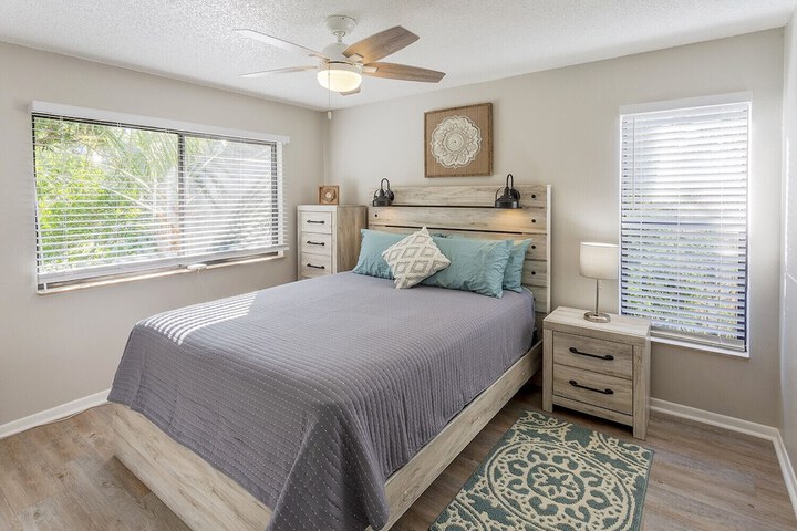 Room 2 of 21