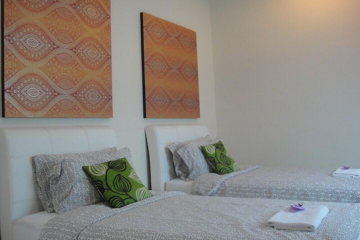 Room 7 of 24