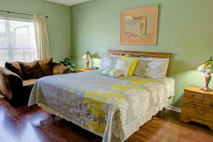 Room 7 of 23
