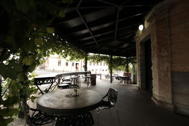 Terrace/Patio 89 of 92