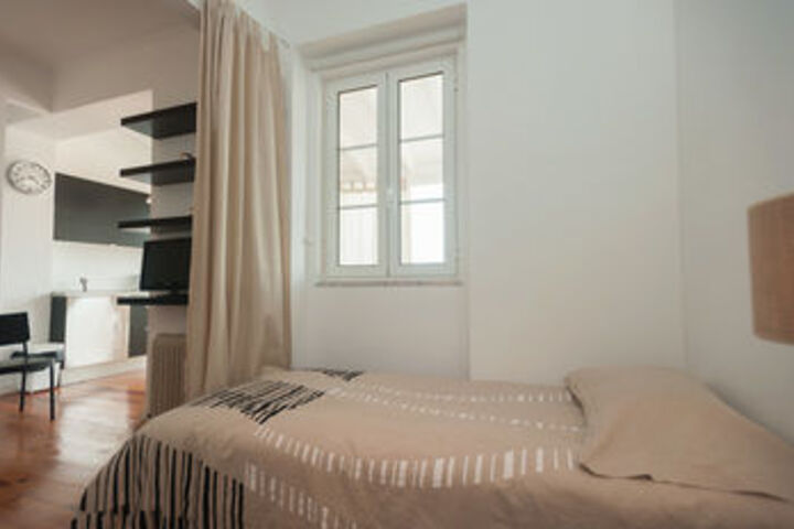 Room 34 of 99