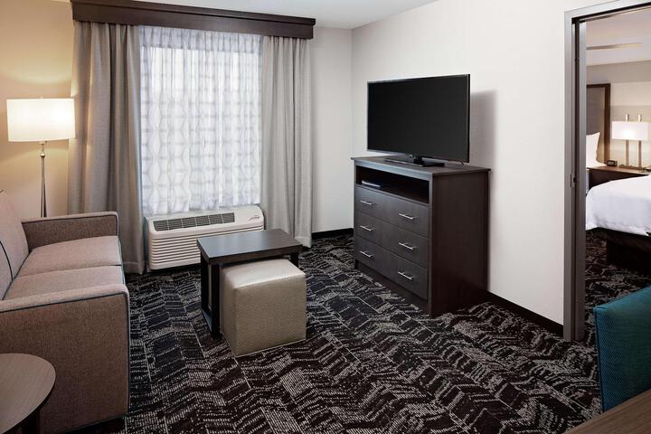 Studio Suite King Bed (2 of 12)