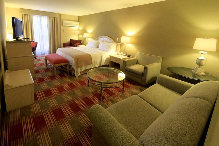 Room 11 of 44