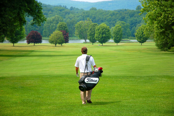 Golf 27 of 77