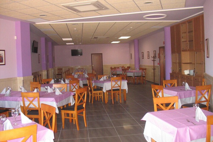 Dining 39 of 62