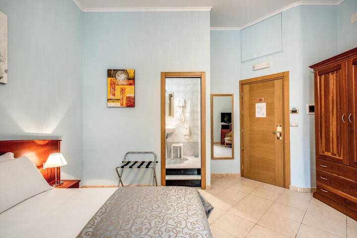Room 19 of 32