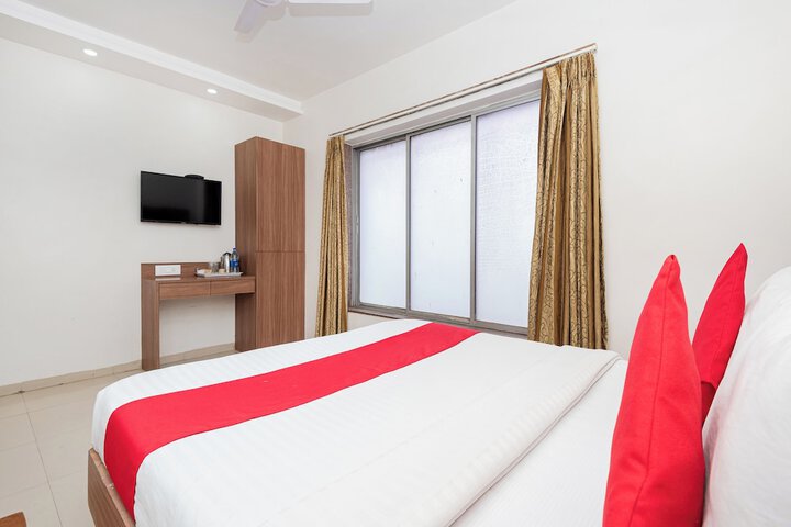 Room 44 of 90