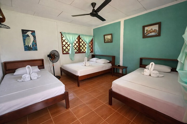 Room 2 of 19