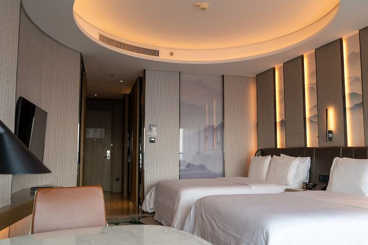 Room 21 of 69