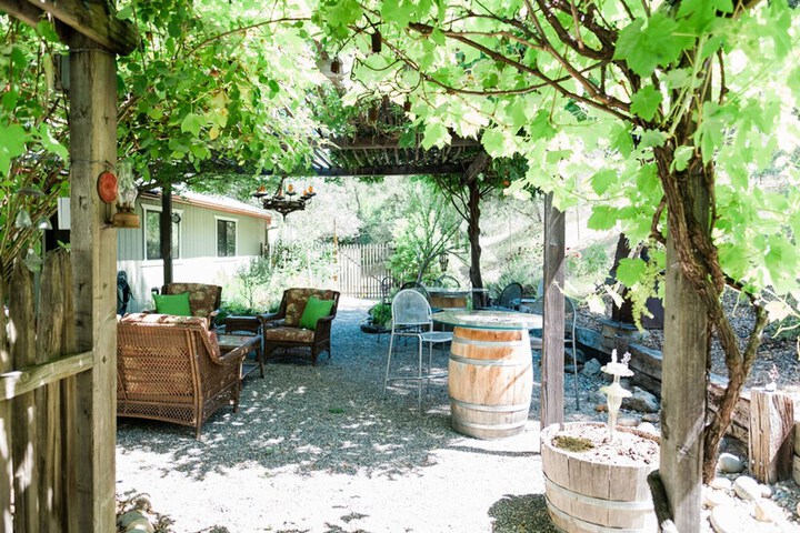 Property Grounds 31 of 33