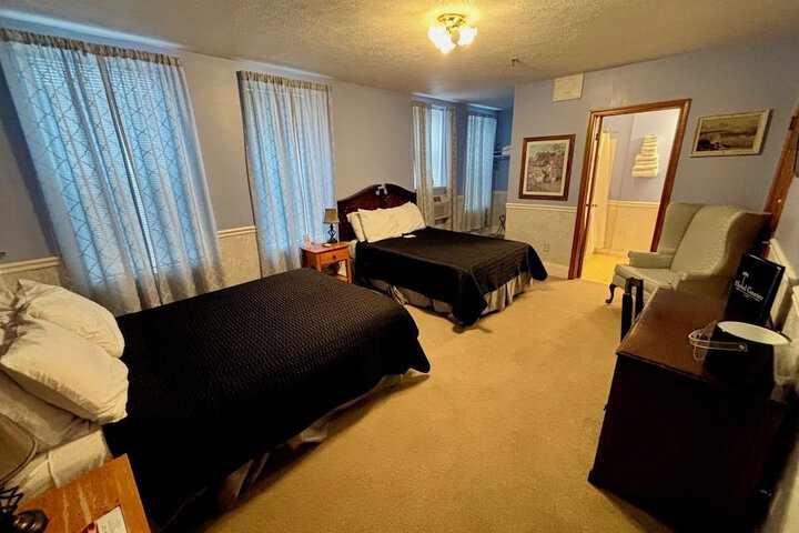 Room 16 of 41