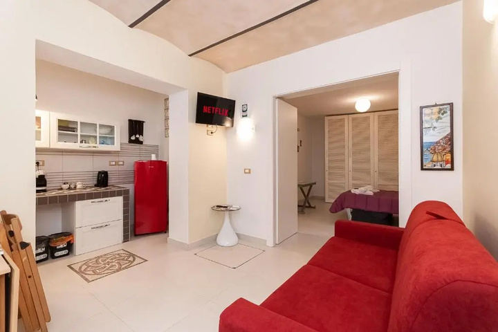 Room 2 of 16
