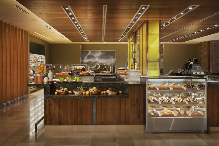 Snack bar