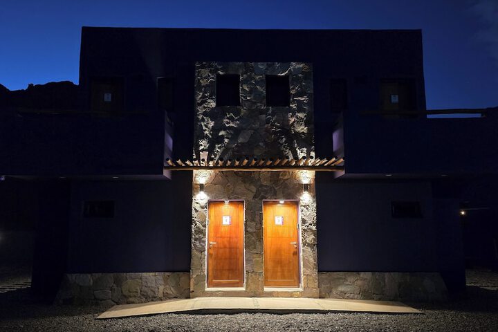 Hotel 140 of 145