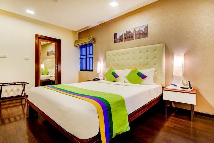 Room 10 of 51