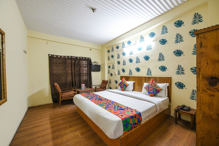 Room 10 of 29
