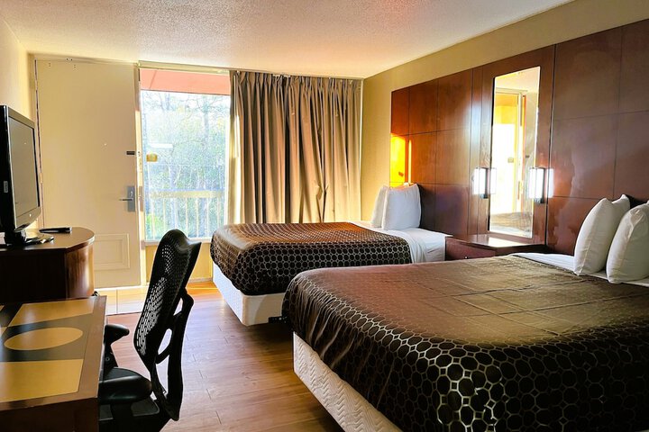 1 King Bed (3 of 29)