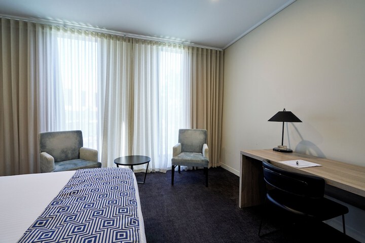 Room 14 of 44