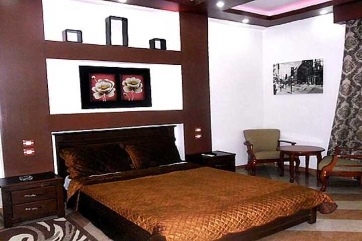 Room 10 of 45