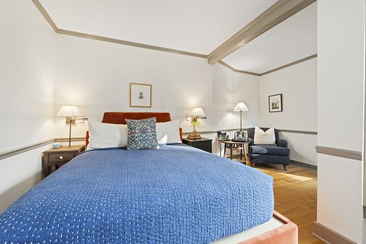Room 20 of 76