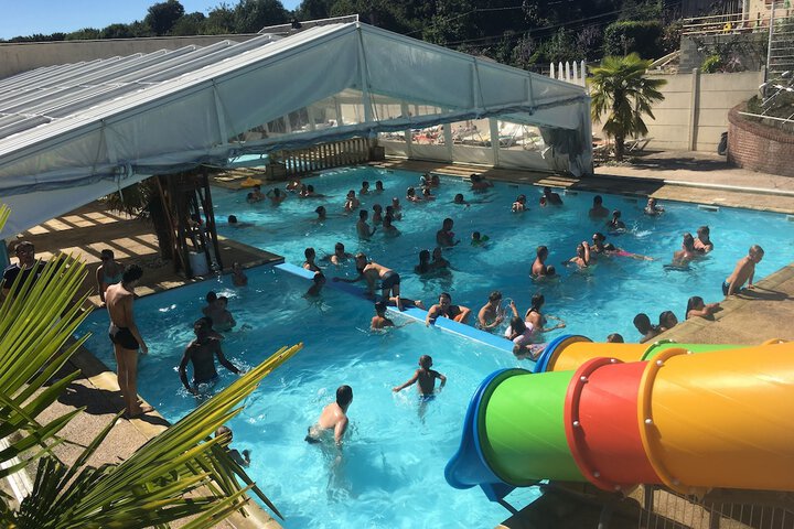 Hotel Pool