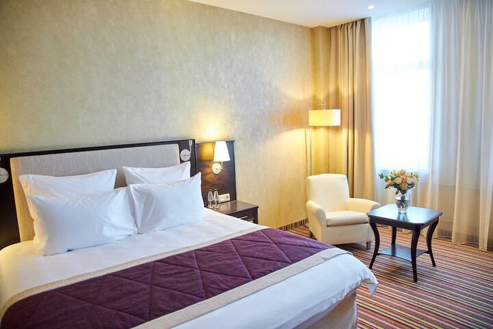 Room 21 of 69