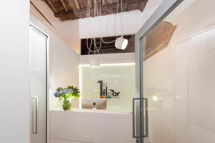 Entrance & Lobby