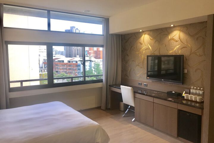 Room 19 of 62