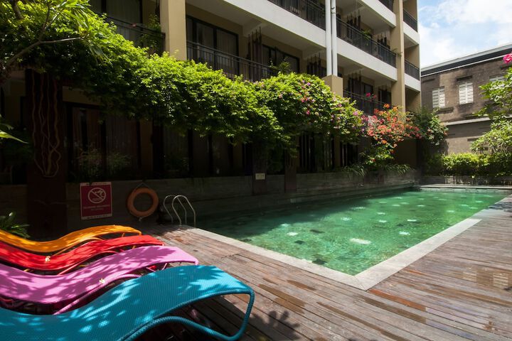 Sundeck 80 of 81