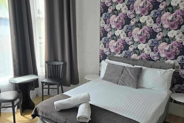 Room 20 of 48