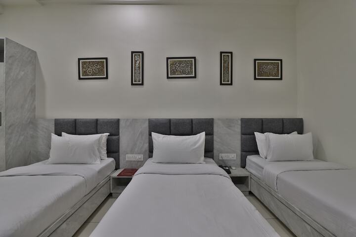 Room 12 of 20