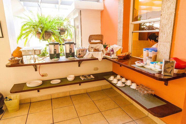 Breakfast/Coffee Service 31 of 44