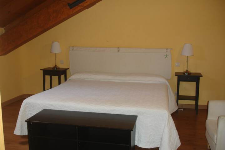 Room 9 of 51
