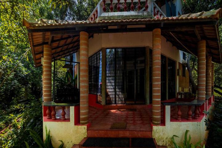Aurovidya Retreat