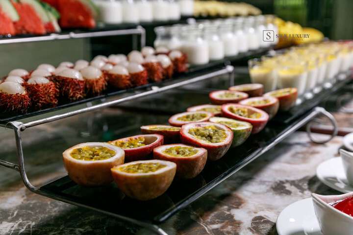Dining 89 of 122